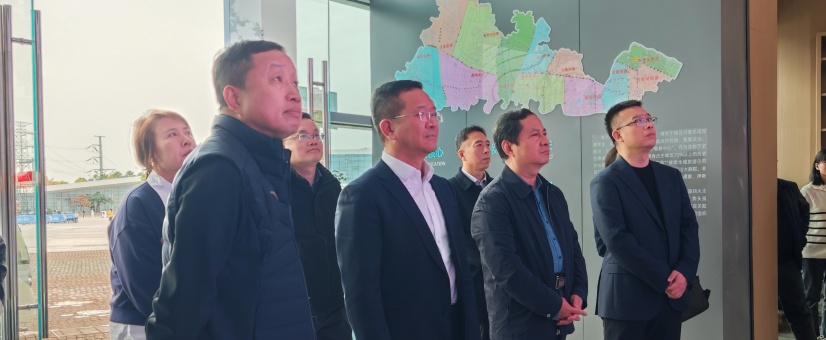 中國樂凱與保定市競秀區(qū)共同赴成都傳媒集團考察交流